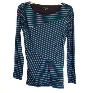 Women’s Calvin Klein performance top size M